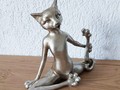Katze sitzend Yoga aerobic