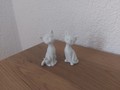 2 kleine weisse Katzen