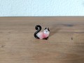 Katze Miniatur rosa und schwarz II