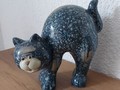 Buckelkatze in blau