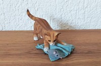 Fraser Family Friends Collection Katze auf Teppich