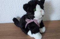 Plüsch-Katze schwarz-weiss sitzend