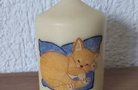 Handbemalte Katze mit rostroter Katze