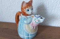 Teekrug Katze im blauen Kleid mit Teekanne