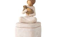 Willow Tree girl with cat Kindness Box- Mädchen mit Katze Freunlichkeit boite