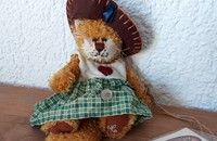 Katze LIZZI aus Plüsch von Ganz