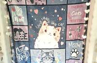 Kuschelige, weiche Plüschdecke flider / grau mit Katzen 