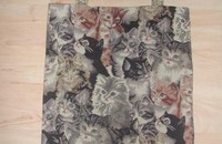 Tasche mit schönen Katzenköpfen