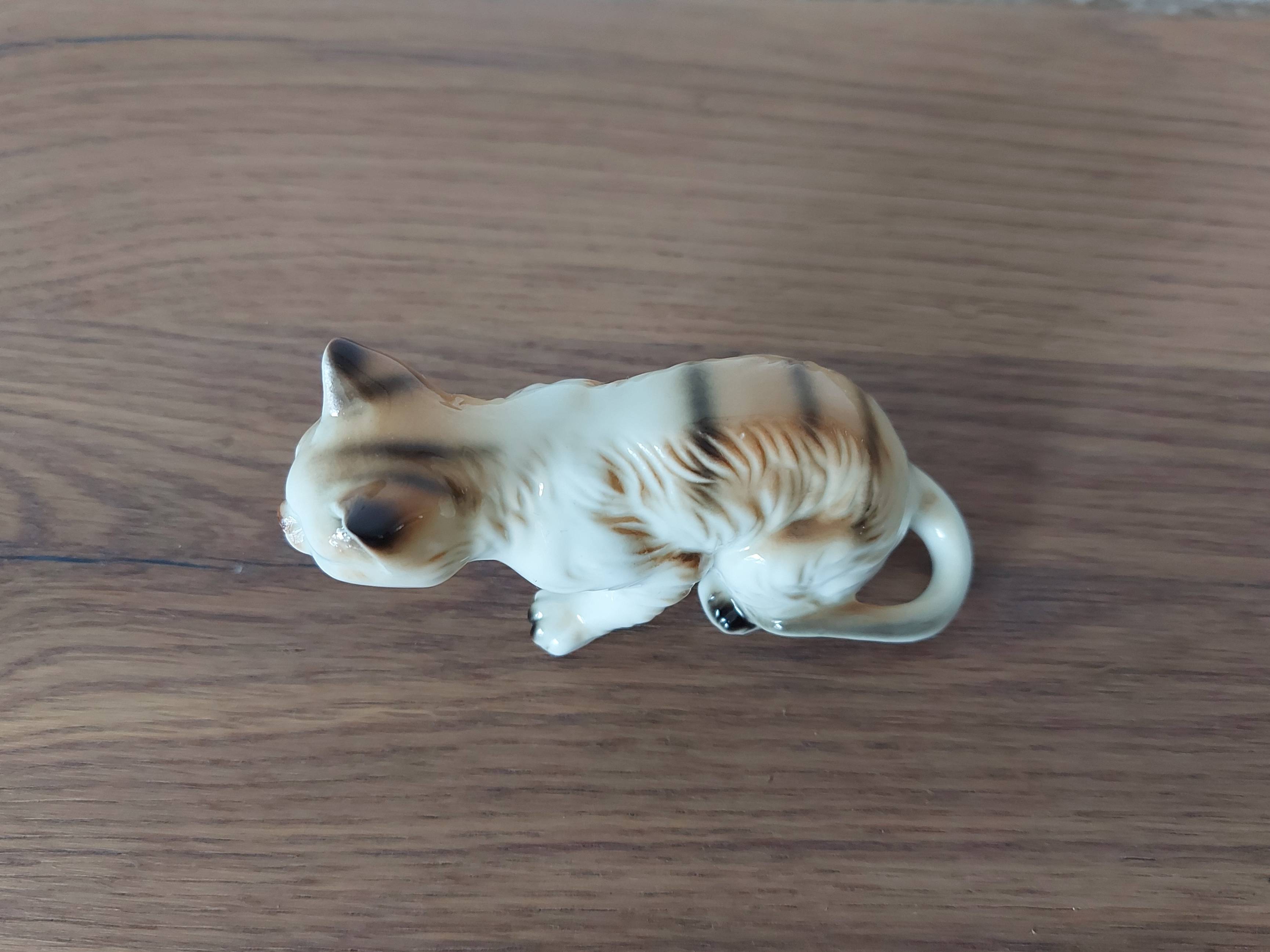 kleine-katze-vintage-lauernd-22-boutique-chats-d-oeuvre
